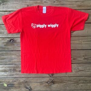 Piggly Wiggly Red Short Sleeve Tee
